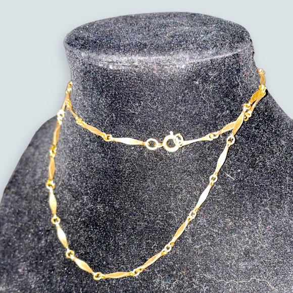 Vintage Gold Tone 24” Chain Necklace - Picture 2 of 5